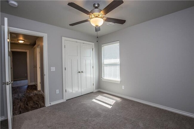 Building Photo - 4 Bedroom Home with Upstairs Bonus room in Edmond