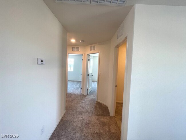 Building Photo - 8694 Glen Echo Ave