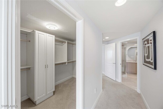 Building Photo - 4801 Bonita Bay Blvd