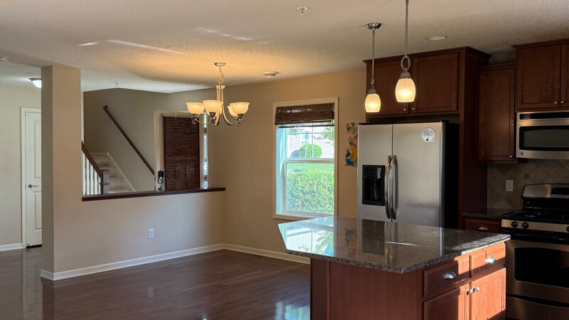 Building Photo - 15726 60th Ave N