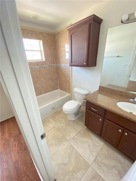 Building Photo - 8 S 48th Ln