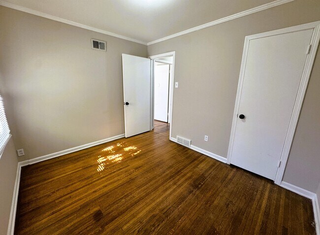Building Photo - 4535 Violet Cove