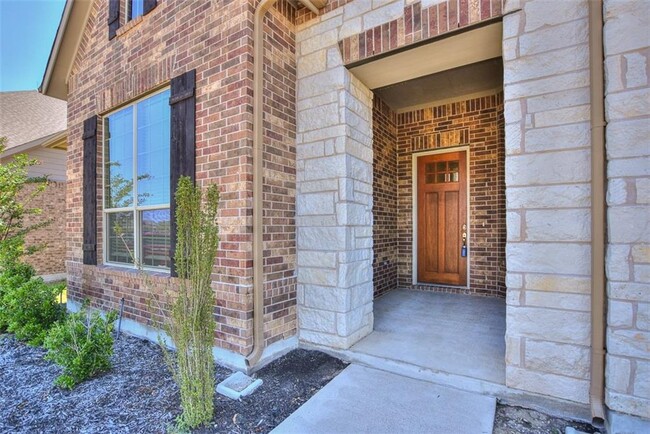 Building Photo - 10604 Lavon Bend