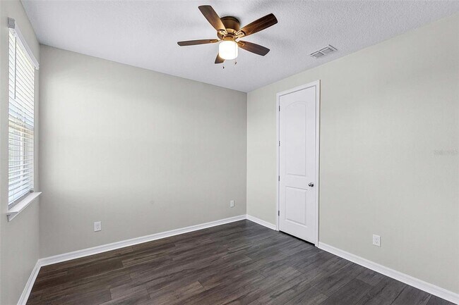 Building Photo - 1541 Bayfront Pk Aly