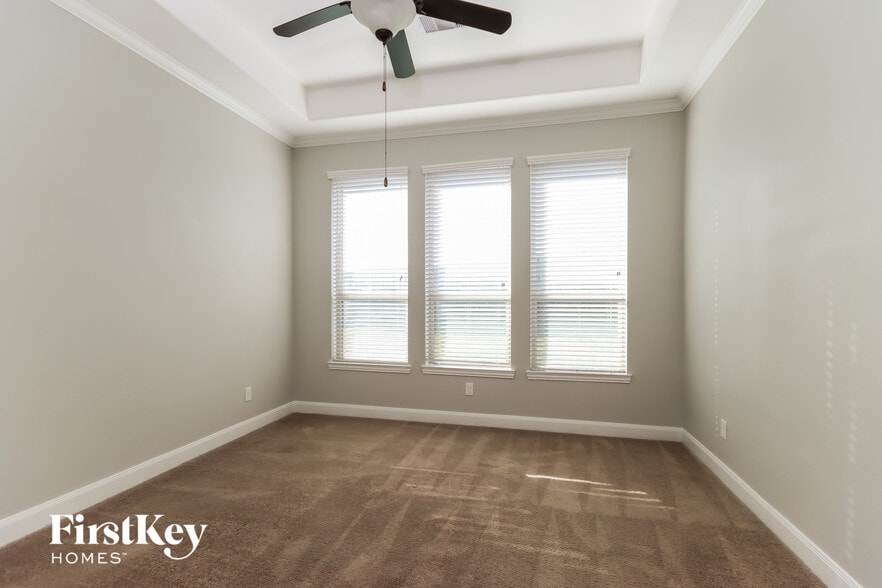 Building Photo - 24107 Newberry Bend Dr