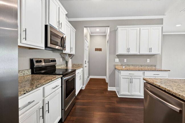 Building Photo - 10557 Sweet Bay Dr
