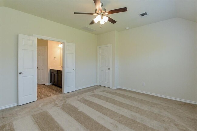 Building Photo - 9731 Birdsnest Ct