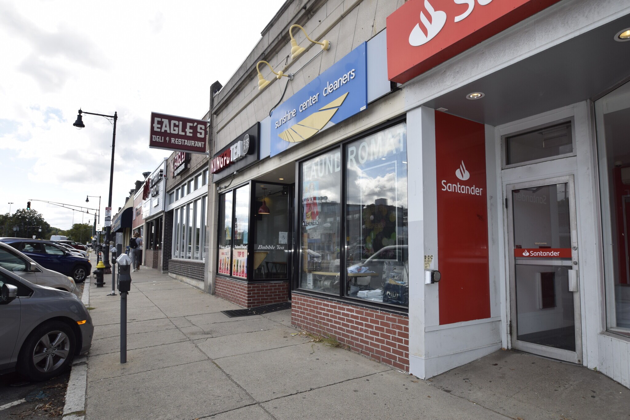 Building Photo - 1914 Beacon St
