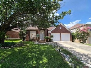 Building Photo - 8807 Brae Ridge Dr