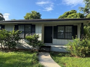 Building Photo - NE Tallahassee Melody Hills unit avail now!
