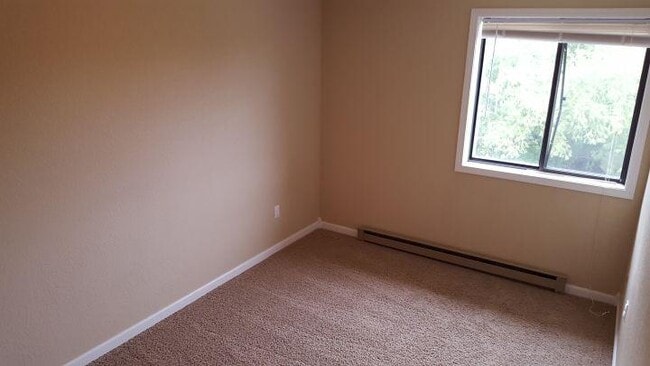 Building Photo - 3 bedroom in Billings MT 59105