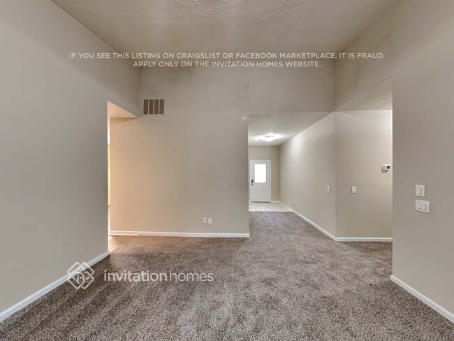 Building Photo - 2041 Flint Hill Dr