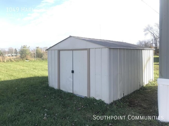 Building Photo - 1049 Harmon Ave