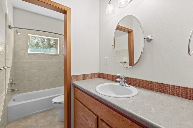 Building Photo - 6 Bed 4 Bath Daylight Rancher on Acreage in Mead School District.  Absolutely Gorgeous