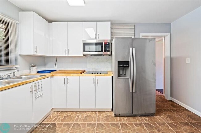 Building Photo - 4501 Briarcliff Ln