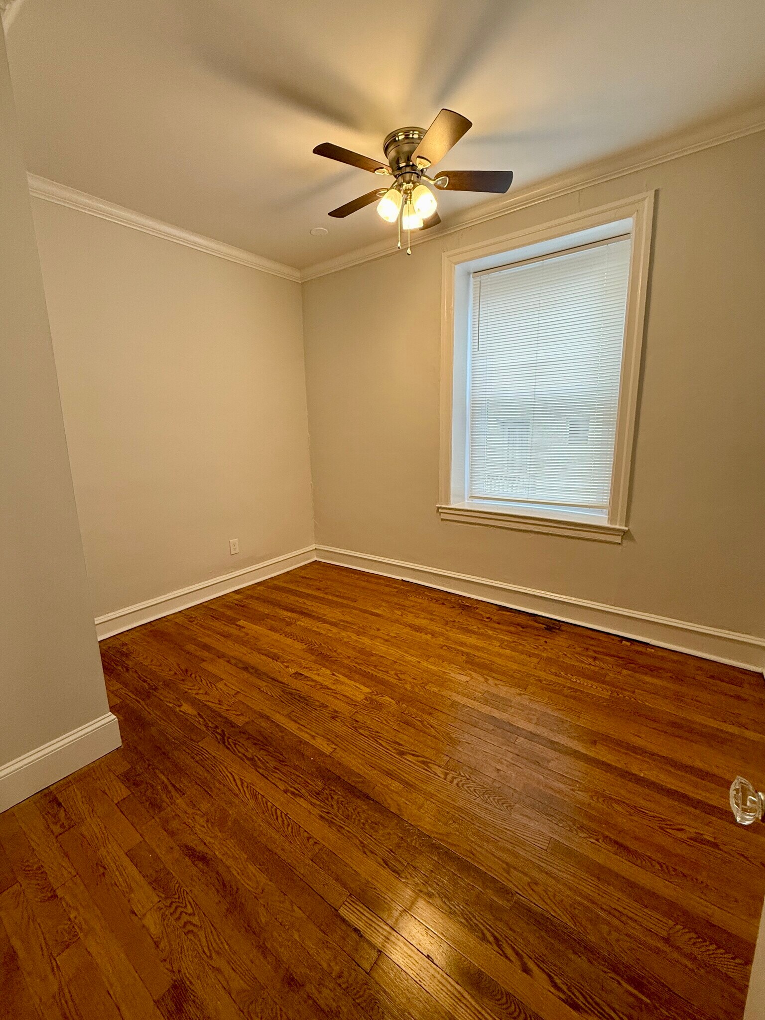 Building Photo - 106 Forrest Ave