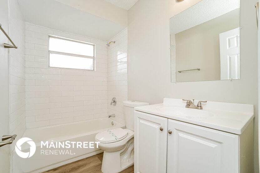Building Photo - 1507 Providence Cir
