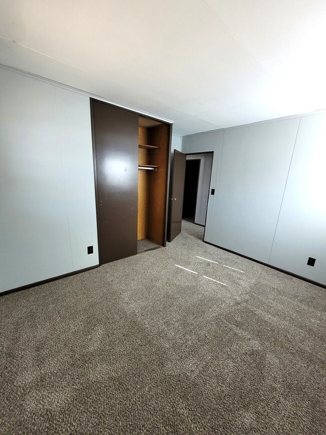 Building Photo - 6666 N Decatur St