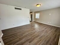 Building Photo - 2418 Wisconsin St SW