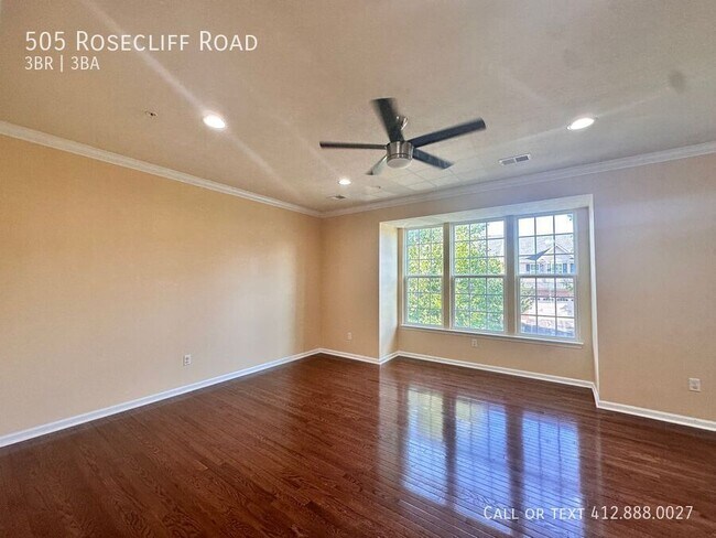 Building Photo - 505 Rosecliff Rd