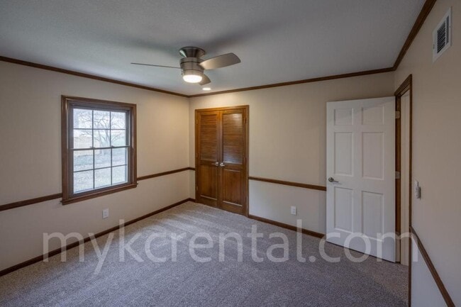 Building Photo - 12012 Ensley Ln