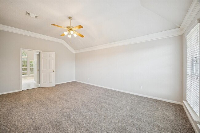 Building Photo - 25126 Barmby Dr