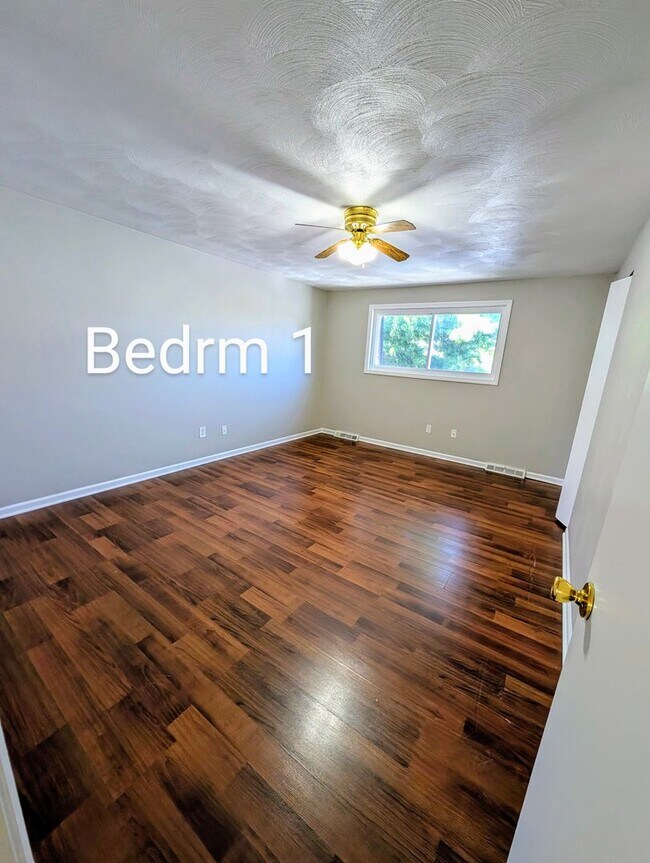 Building Photo - 2581 Shakespeare Ln