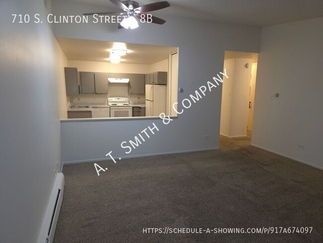 Building Photo - 710 S Clinton St