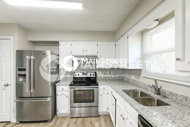 Building Photo - 3 Bedroom Pet-Friendly Home in Independenc...