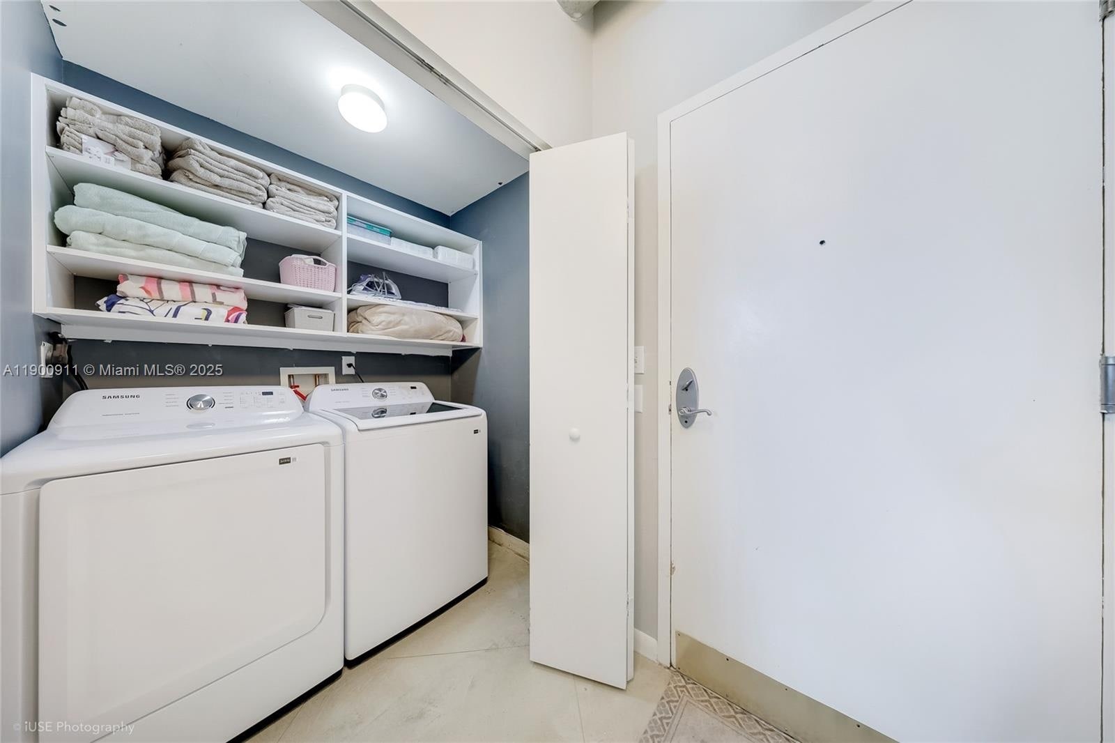 Building Photo - 2001 Biscayne Blvd