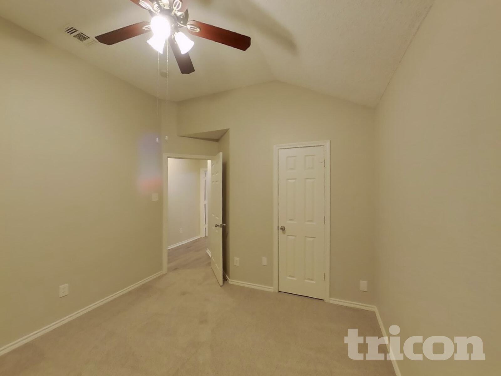 Building Photo - 1704 Fern Dr