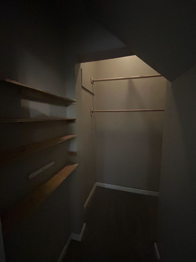 Building Photo - 644 Dayton St