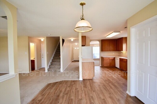 Building Photo - 10527 Cub Haven