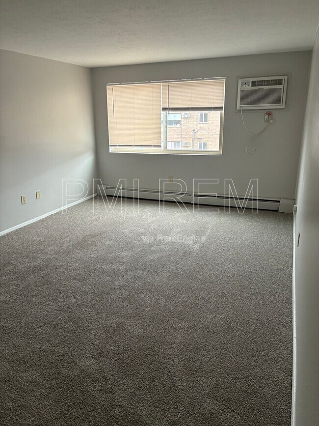 Building Photo - 14233 Triskett Rd