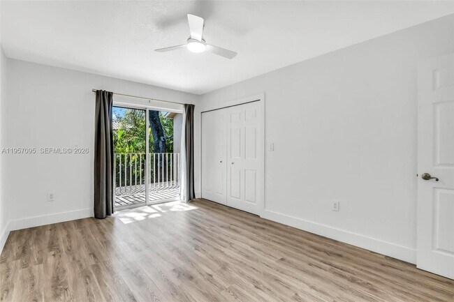 Building Photo - 3130 Bird Ave