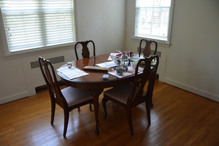 Primary Photo - 442 Ridge Ave