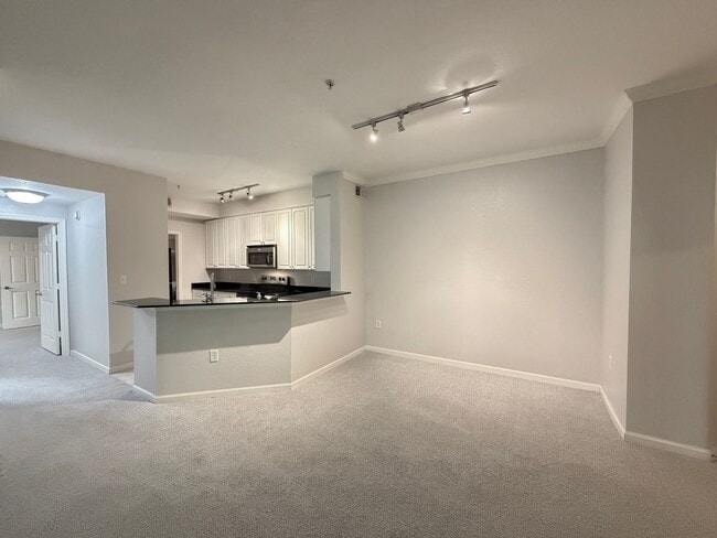 Building Photo - 8539 Gate Pkwy W