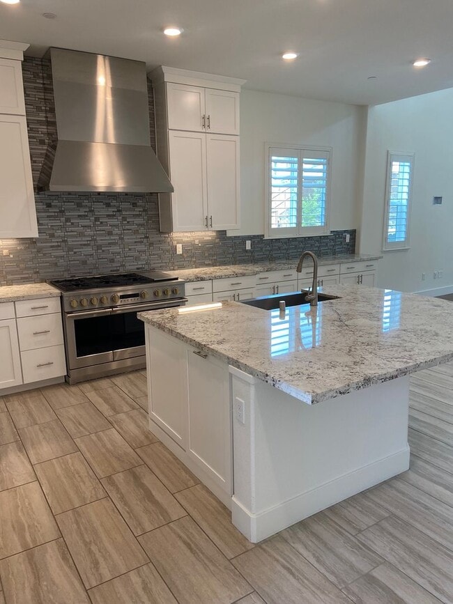 Building Photo - 5011 Murieta Pl