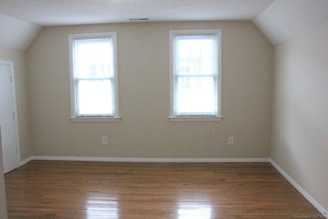 Building Photo - 97 Brownell St