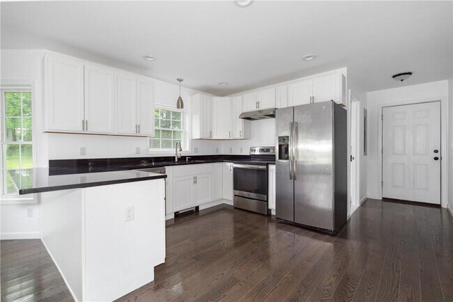 Primary Photo - 80 W Dorsey Ln