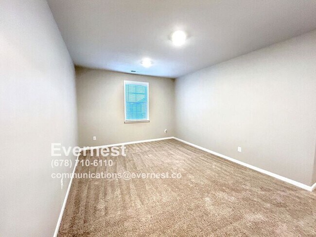 Building Photo - 355 Caledonia Ct