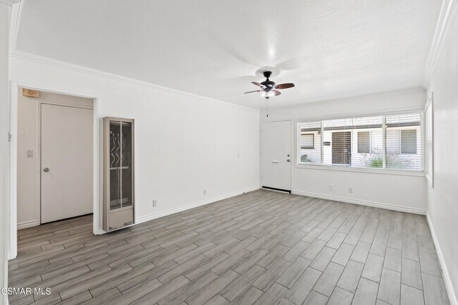 Building Photo - 3345 Porter Ln