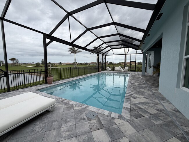 Building Photo - 8346 Puccini Way