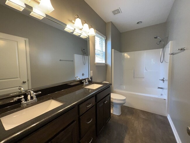 Building Photo - Walking Distance to Station Camp Schools