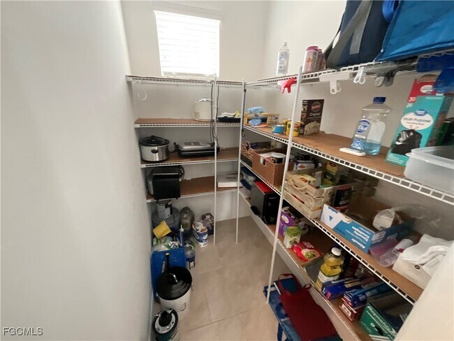 Building Photo - 18213 Creekside Preserve Loop