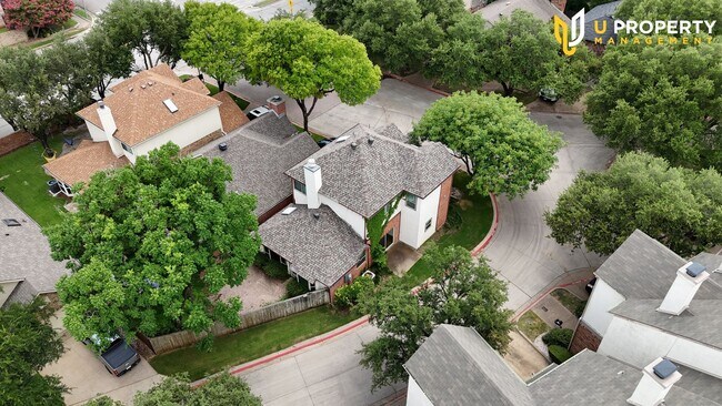 Building Photo - What's special