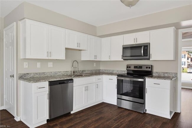 Building Photo - 1716 Chilhowie Cir