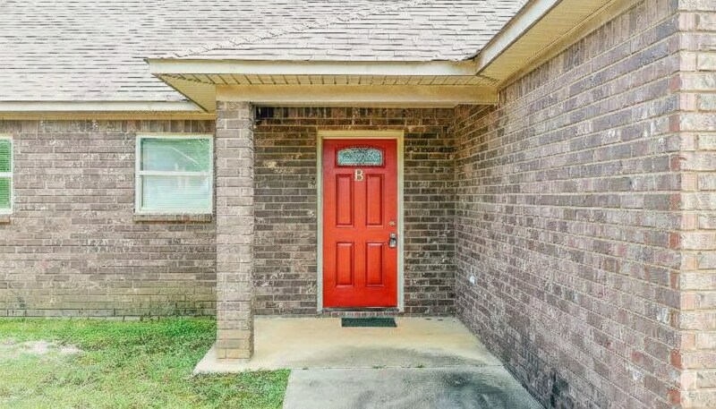 Primary Photo - 6 Cal Rd