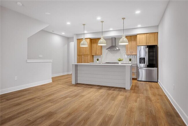 Building Photo - 4022 Cottage Wy