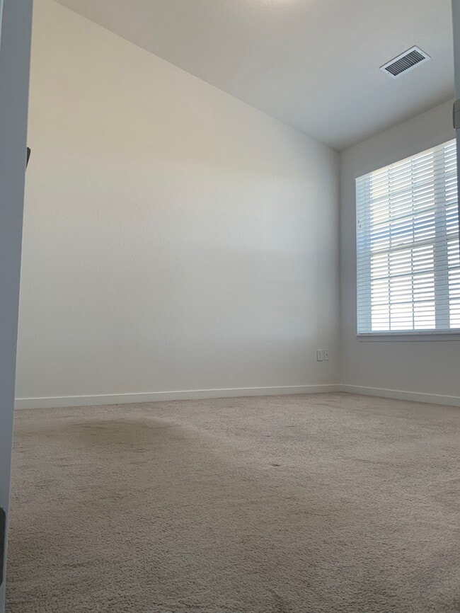 Building Photo - Gorgeous 2 beds 2 baths in Parker!